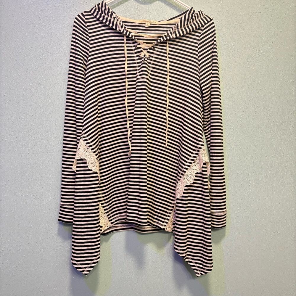 Rewind Women’s Black and White Striped Lace-Up Hoodie with Lace Accents Size M
